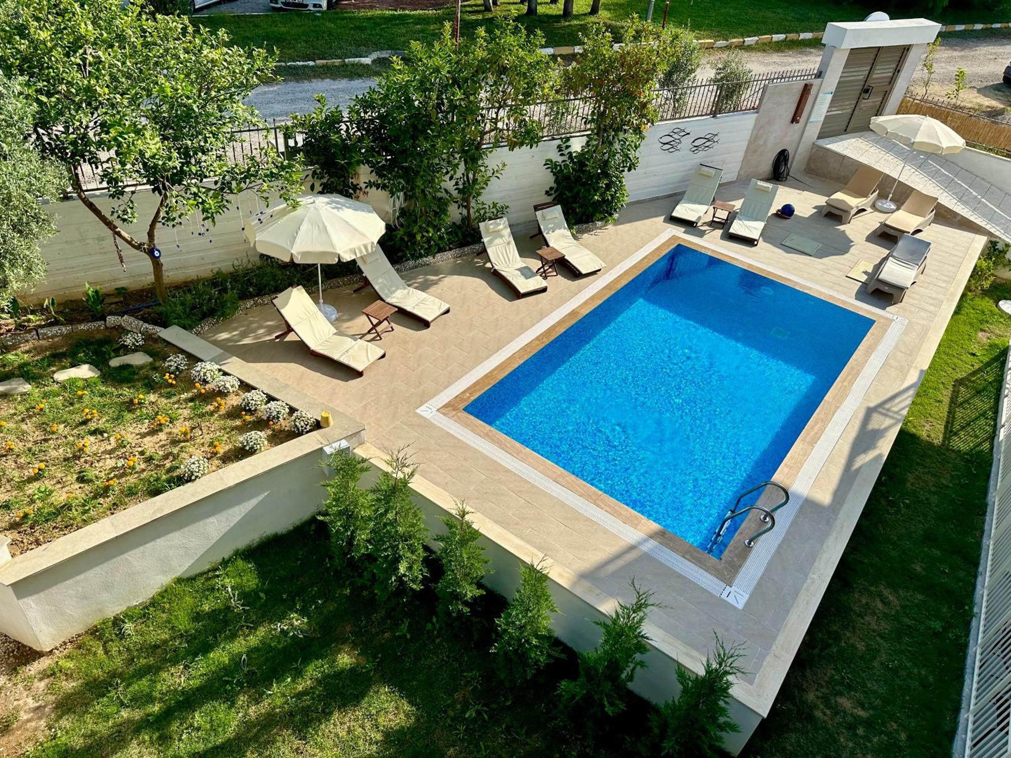 Oregano Suites Side Esterno foto